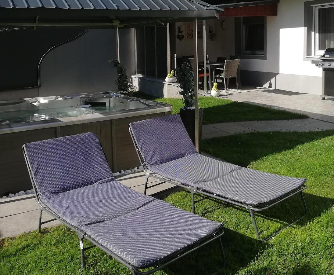 Ferienwohnung Am Waldweg Kolsass Exterior foto