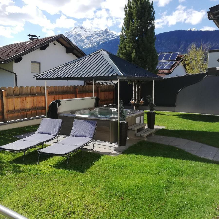 Ferienwohnung Am Waldweg Kolsass Exterior foto